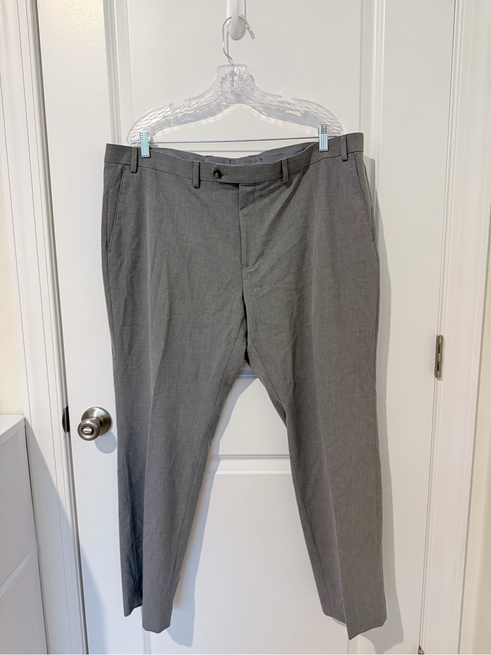 Chaps Men's Light Gray Dress Pants - Flat Front